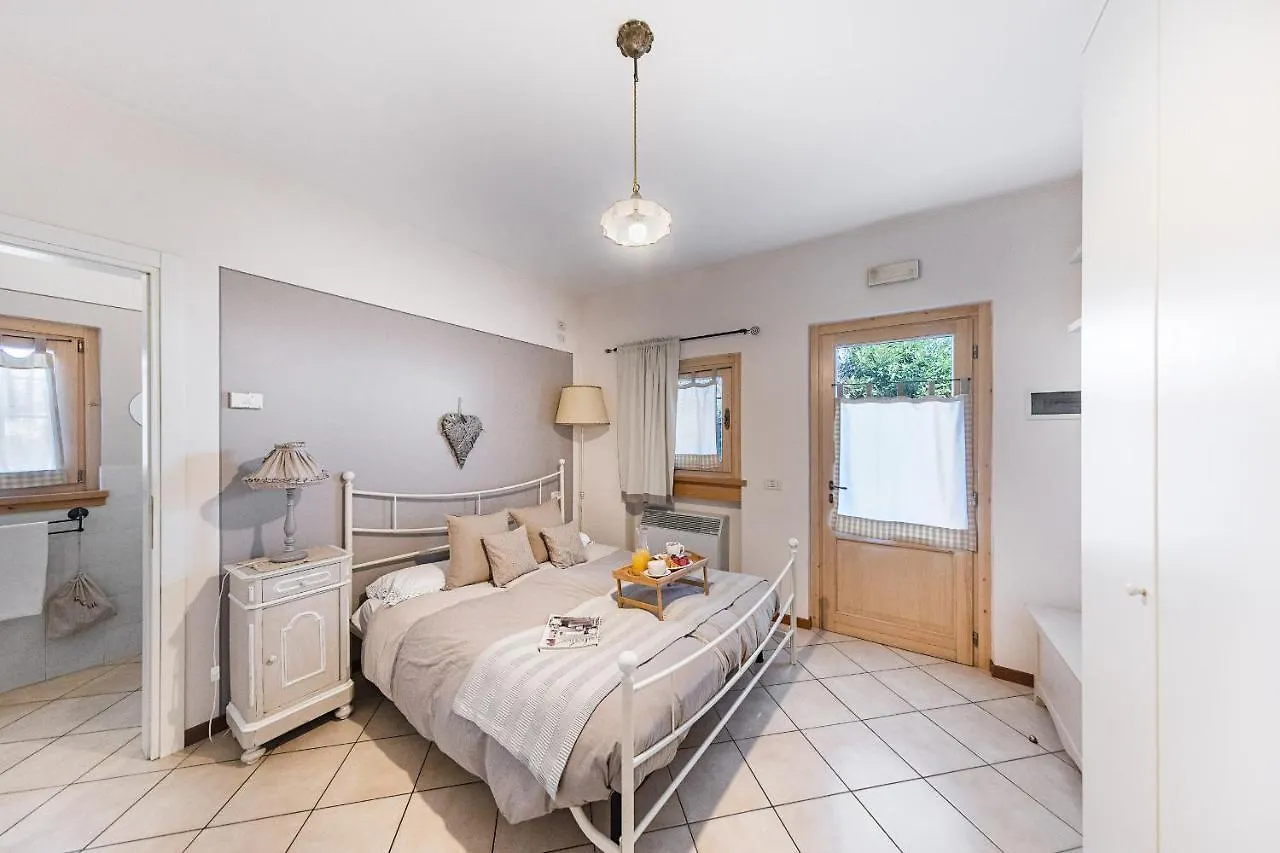 Apartment Ferienwohnung Garda Country House By Wonderful Italy Lonato del Garda